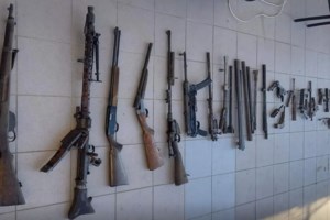 Μυστήριο με τη "συλλογή" όπλων στη Φλώρινα: Πωλητής, επισκευαστής ή "αποθηκάριος" ο ιδιοκτήτης μεταφορικής εταιρείας - εικόνα 4