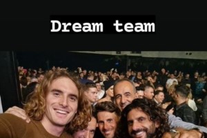 Μουντιάλ 2022: Οπαδός της Αργεντινής ο Τσιτσιπάς - Ποζάρει με φανέλα Μέσι και "Vamos Argentina" - εικόνα 2