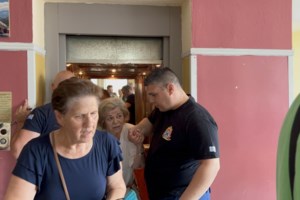 Μαύρος: Η αποχή στις ευρωεκλογές μπορεί να έχει μπροστά το 6 - Στις 19:00 το exit poll της MRB