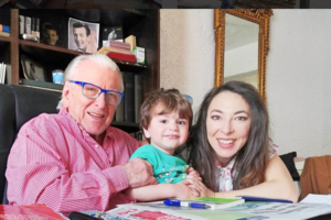 Φοίβος Βουτσάς: Μικρός τζέντλεμαν ο γιος του Κώστα Βουτσά - Δείτε πόσο έχει μεγαλώσει