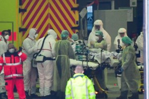 Γερμανία: Ανοίγει ο δρόμος για τον υποχρεωτικό εμβολιασμό - Ναι στην πρόταση Σολτς από Αριστερά και Φιλελεύθερους