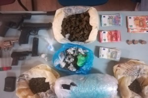 Νέα στοιχεία για το κορονοπάρτι στο Ρέθυμνο: Έκαναν τη βίλα... καζίνο και είχαν και τσιλιαδόρο - εικόνα 2