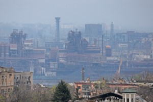 Ουκρανία: Ανθρωπιστικός διάδρομος με 90 λεωφορεία για 6.000 αμάχους στη Μαριούπολη - Σφίγγει ο ρωσικός κλοιός - εικόνα 2