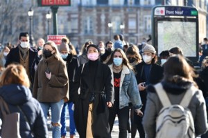 Ανησυχεί η γρίπη: Τρία νέα σοβαρά κρούσματα και 2 θάνατοι -  12 θάνατοι από κορονοϊό, 22 διασωληνωμένοι