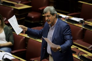 Χαρίτσης: Η κυβέρνηση απέτυχε στην επανεκκίνηση της οικονομίας