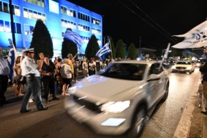 Χαμός στον ΣΚΑΪ με Γεωργιάδη- Ζαχαριάδη: "Χωρίς τη ρύθμιση θα είχαμε τον Κασιδιάρη- Έχετε 10 Χρυσαυγίτες τώρα"