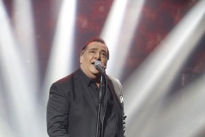 Έλλη Κοκκίνου για Καρρά: Ο Βασίλης μού είχε πει, "οικογένειά μου είσαι και εσύ"- Ο λόγος που δεν πήγε στην κηδεία του