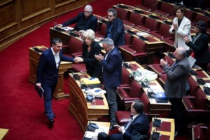 Εκλογές 2023: Αυτά είναι τα πέντε κόμματα με τις λιγότερες ψήφους - Το κόμμα "Τ.Ρ.Α.Μ.Π." και ο Βεργής...