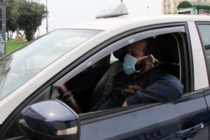 Κραυγή αγωνίας από τους οδηγούς ταξί: Ζητούν αύξηση του ορίου επιβατών - εικόνα 2