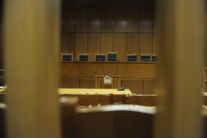 Σπείρα ρήμαζε καταστήματα και αυτοκίνητα στα νότια προάστια - Δείτε πως δρούσαν [Βίντεο] - εικόνα 2