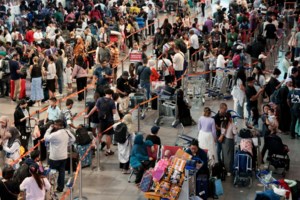 Κυβερνοεπίθεση ευρωπαϊκά αεροδρόμια: Μεγάλες καθυστερήσεις και ακυρώσεις πτήσεων - Αγώνας δρόμου για τα προβλήματα στο τσεκ-ιν - εικόνα 3