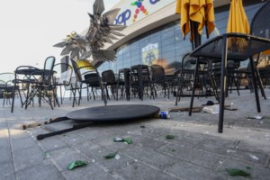 Νέα Φιλαδέλφεια: Εννέα νέες προσαγωγές Κροατών χούλιγκανς - Κρύβονταν σε ξενοδοχείο στους Αμπελοκήπους - εικόνα 3