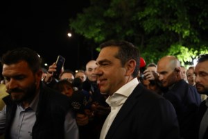 Εκλογές 2023: Άγριος καβγάς Χατζηνικολάου με Πετρόπουλο on air- "Είστε θλιβερός, λέτε ψέματα - Να ζητήσετε συγγνώμη"