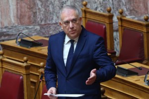 Ασφάλιστρα υγείας: Στη Βουλή η τροπολογία που βάζει φρένο στις υπέρογκες αυξήσεις - Τι προβλέπει