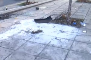 Δύο τροχαία στη Θεσσαλονίκη μέσα σε λίγη ώρα: ΙΧ τούμπαραν, απεγκλωβίστηκαν οι επιβάτες [Εικόνες] - εικόνα 3