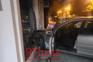 Τροχαίο στη Λεωφόρο Αλεξάνδρας: Μηχανή παρέσυρε δύο πεζούς