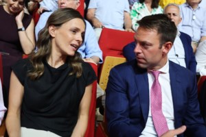 ΣΥΡΙΖΑ: Πληροφορίες ότι Έφη Αχτσιόγλου και "6+6" αποχωρούν επίσημα το πρωί της Πέμπτης - Το ανακοινώνουν με κείμενο - εικόνα 2