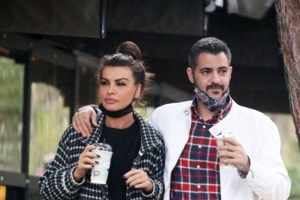 Νίνα Λοτσάρη: Η σπάνια εμφάνιση με τον γοητευτικό σύντροφό της - εικόνα 6