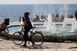 Καιρός το Πάσχα: "Μίνι καλοκαίρι" με θερμοκρασίες ρεκόρ για την εποχή - Πού θα φθάσει τους 36 βαθμούς [εικόνες- βίντεο]