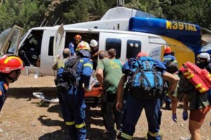 Έφηβος έπεσε από ύψος 30 μέτρων στο φαράγγι του Γκραν Κάνυον ...και τη γλίτωσε - Έκανε στην άκρη για μια φωτογραφία - εικόνα 3