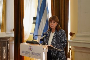 Στη Σαμοθράκη η Σακελλαροπούλου - Για τον εορτασμό των 110 χρόνων από την απελευθέρωση του νησιού