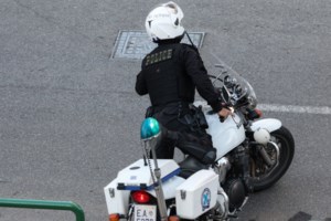 Τραγωδία στα Ιωάννινα:  Δύο νεκροί και δύο τραυματίες σε μετωπική σύγκρουση ασθενοφόρου με αυτοκίνητο