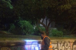 "Αντιγκράφιτι επιχείρηση" του Δήμου Αθηναίων - Δείτε τη μεταμόρφωση του Θησείου [εικόνες]