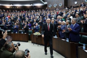 Συμφωνία συνεργασίας Ελλάδας-Τουρκίας στο μεταναστευτικό: "Από κοινού στον αγώνα για την παράνομη διακίνηση μεταναστών"