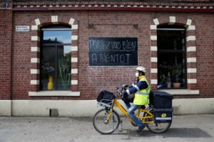 Κορονοϊός: Γνωστοί influencers στη "μάχη" του Ερυθρού Σταυρού ενάντια στην παραπληροφόρηση