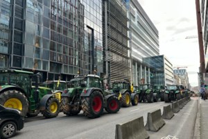 Αγρότες: Κλείνουν και τις παρακαμπτήριες την Παρασκευή, ανοίγουν τα διόδια το ΣΚ - Τι θα γίνει τα Χριστούγεννα - εικόνα 2