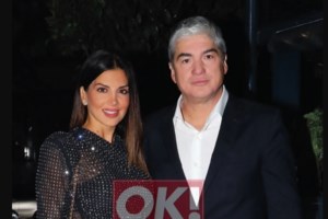 Σταματίνα Τσιμτσιλή: Η casual chic εμφάνιση στο Κολωνάκι με λύκρα κολάν, μπότες και τσάντα Chanel - εικόνα 4