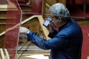 Διαβιβάστηκε στη Βουλή η νέα μήνυση Κουρτάκη σε βάρος Πολάκη - Στην επιτροπή δεοντολογίας την ερχόμενη εβδομάδα - εικόνα 2