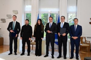 Μητσοτάκης: Η Ελλάδα κόμβος τροφοδοσίας με αμερικανικό LNG - Ευγνώμων για τη στήριξη δήλωσε ο Ζελένσκι - εικόνα 3