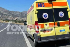 Ηράκλειο: Αυτοκίνητο κατέβηκε τα... σκαλιά στο Πολιτιστικό Κέντρο