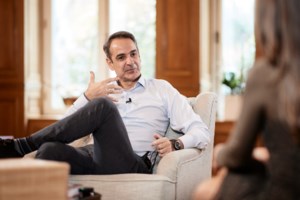 Αντίστροφη μέτρηση για την εκλογή ΠτΔ - "Κλείδωσε" για τις 15 Ιανουαρίου η συνάντηση Μητσοτάκη - Σακελλαροπούλου