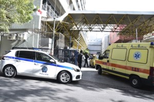 Γκάζι: Σπαραγμός στην κηδεία της 16χρονης - "Πρώτη φορά είδα νυφούλα σε φέρετρο" - Η συγκινητική κίνηση των γονιών της [βίντεο] - εικόνα 2