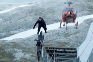 Τομ Κρουζ: Ήθελε να πετάξει με F18 για τα γυρίσματα της ταινίας "Top Gun" [Βίντεο] - εικόνα 2