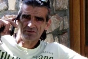 Αδιανόητο: Μητέρα και νονά πιάστηκαν στα χέρια σε βάφτιση στην Παλλήνη για τα ρούχα και τον σταυρό