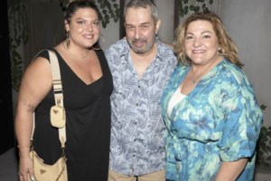 Δανάη Μπάρκα: Ανανεωμένη και εμφανώς αδυνατισμένη - Τι απάντησε για τα κιλά που έχασε [εικόνες] - εικόνα 2