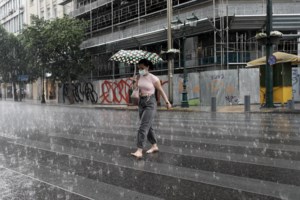 Η καταιγίδα στην Αττική από τις κάμερες του Meteo: 700 κεραυνοί σε 90 λεπτά  [Βίντεο]