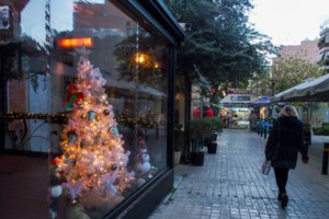 Εκτακτο Δώρο Χριστουγέννων: 13ος μισθός σε υγειονομικούς και Πολιτική Προστασία - Ποιοι εντάσσονται, ποιοι εξαιρούνται - εικόνα 3