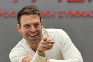 Ανδρουλάκης: Με χαροποιούν οι δημοσκοπήσεις, αλλά δεν πανηγυρίζω - Το ΠΑΣΟΚ έχει ανέβει 4 μονάδες σε 5 μήνες