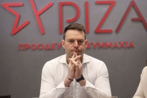 Ο Κασσελάκης δεν άφησε ασχολίαστη τη νέα ατάκα Τζάκρη: "Όλα τα 'χε η Μαριωρή" - "Όλο εκφράσεις είσαι τελευταία" [βίντεο]