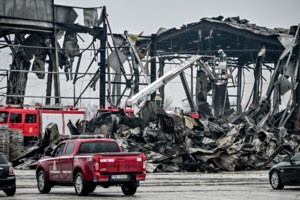 "Βιολάντα": Αυτό είναι το αδήλωτο υπόγειο του εργοστασίου - Οι εργασίες ασφαλτόστρωσης και οι ανιχνευτές "φαντάσματα"