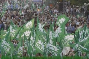 O Καλυβάτσης "καίει" τον Κανάκη: Έφυγα γιατί ήθελα να περπατάω με το κεφάλι ψηλά - εικόνα 2