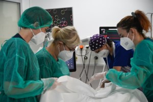 Ξεκινούν οι εμβολιασμοί αναμνηστικής δόσης με το επικαιροποιημένο εμβόλιο - Σε ποιους συστήνεται