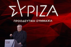 ΣΥΡΙΖΑ: Δείπνο Κασσελάκη με Κοτζιά σε ψαροταβέρνα στην Καστέλλα - Πρώτο τετ α τετ μετά την επιστολή [βίντεο]