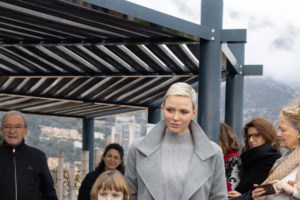 Πέθανε η τελευταία πριγκίπισσα της Χαβάης, δίπλα της η σύζυγός της -  Άφησε τεράστια περιουσία 215 εκατ. δολάρια [εικόνες]