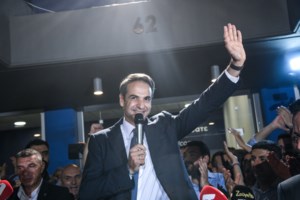 "Υμνος" Handelsblatt για Μητσοτάκη: "Απαιτητικός Teamplayer - Απεργάζεται παρά την πανδημία τη μεταρρυθμιστική ατζέντα του"