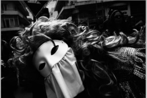 Σε γιορτινό κλίμα η Θεσσαλονίκη: Μελομακάρονα-κουφέτα και χριστουγεννιάτικα δέντρα φτιαγμένα από σοκολάτα - εικόνα 5